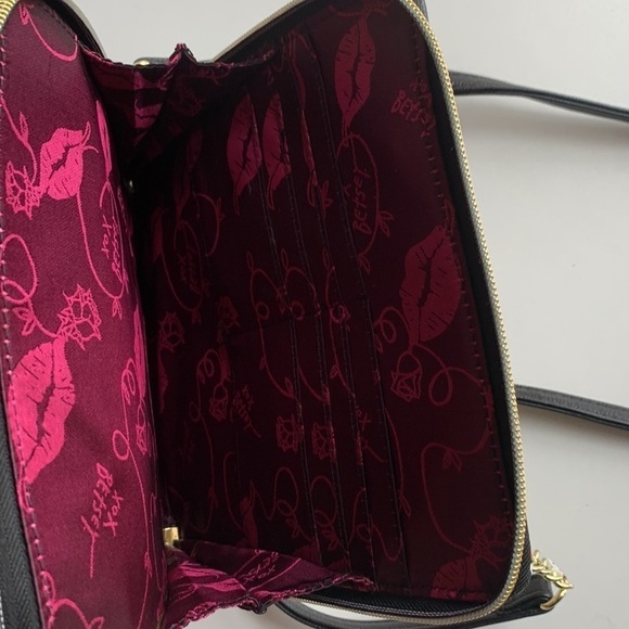 BETSY Johnson Crossbody Bag - Picture 10 of 17